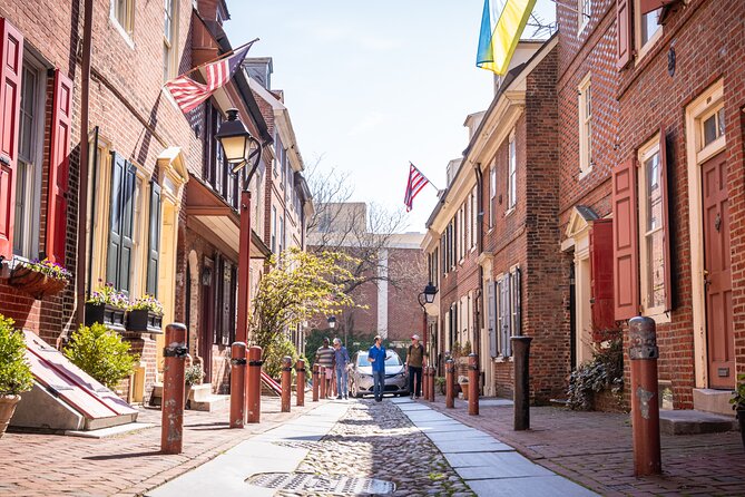 90 Minute History Walking Tour of Old City Philadelphia - Liberty Bell pass-by: seeing a symbol from the street