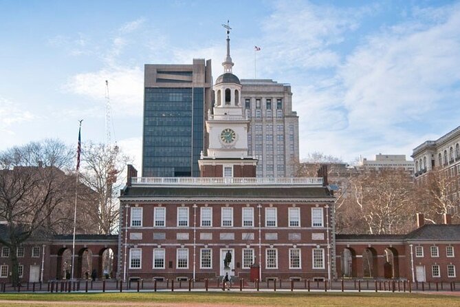 90 Minute History Walking Tour of Old City Philadelphia - Independence Hall: the building behind 1776 and 1787