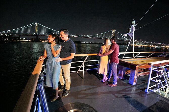 City Cruises Philadelphia: Signature Dinner Cruise with Buffet - Price and What You Really Get for $109.02