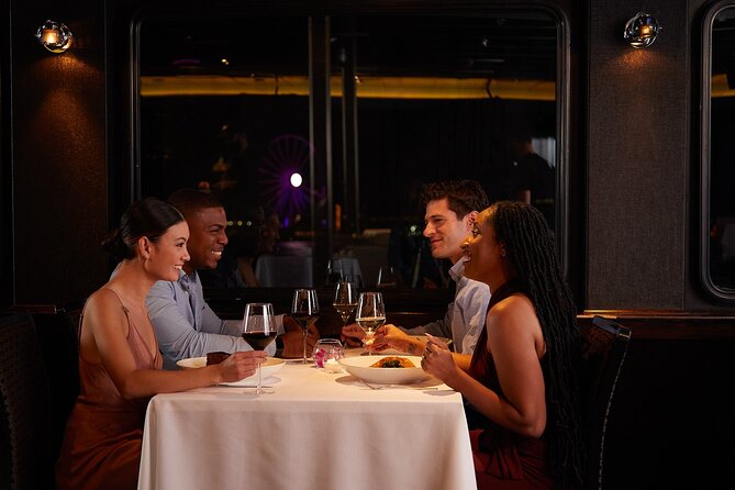 City Cruises Philadelphia: Signature Dinner Cruise with Buffet - From Penn’s Landing to the Delaware River: How the Sightseeing Works