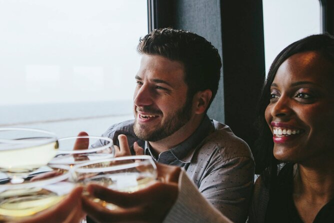 City Cruises Philadelphia: Signature Dinner Cruise with Buffet - Getting Comfortable: Deck Choice, Seating, and Boat Realities