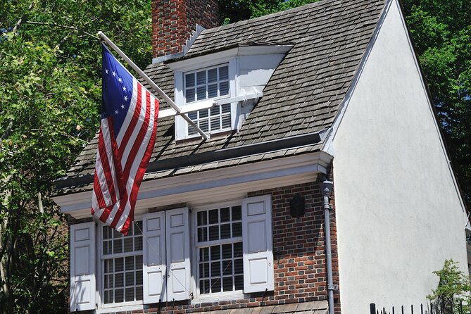 City Sightseeing Walking Tour – Founding Fathers and Mothers - Getting oriented at 21 S 5th St (and why it matters)