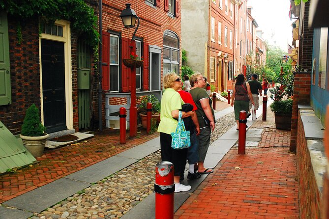 City Sightseeing Walking Tour – Founding Fathers and Mothers - Liberty Bell: beyond the photo, toward the meaning