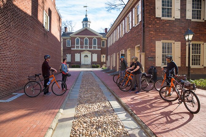 Classic Philadelphia City Bike Tour - Meeting at Fairmount and getting bike-ready