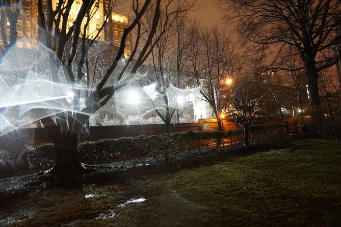 Dark Philly Adult Night Tour - Washington Square and Walnut Street Prison: Fear Made Physical