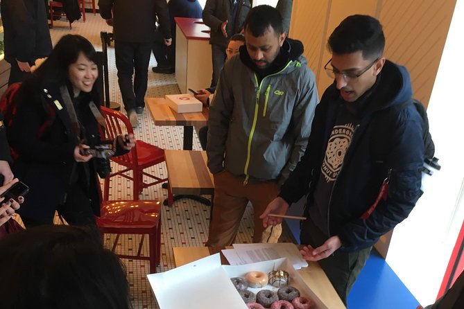 Delicious Donuts of Philadelphia: A Sweet Treat Walking Tour - About the guides: what their style means for your experience