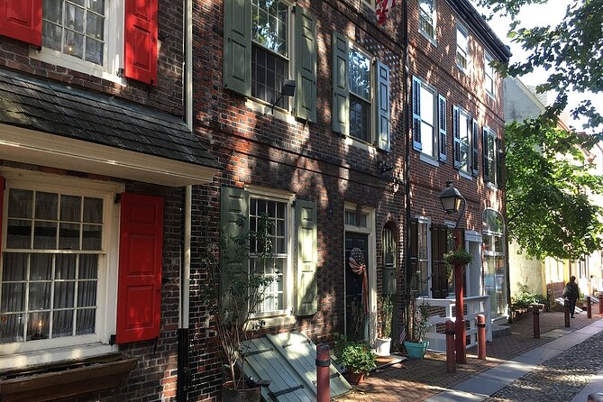 Founding Phantoms Adult's Only Walking Tour - What you’re really buying: a night walk with real historical weight