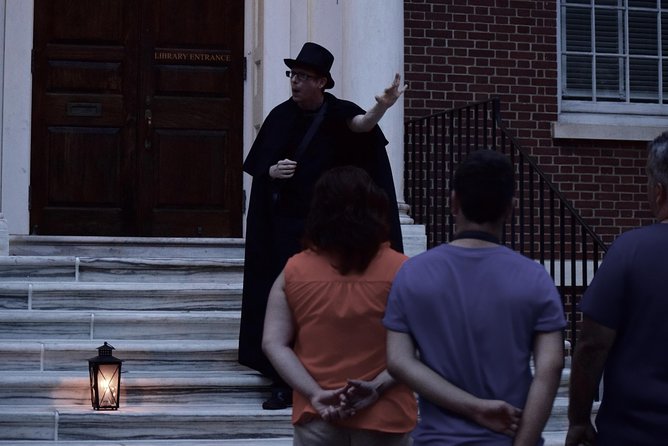 Ghost Tour of Philadelphia by Candlelight - Stop 3: Washington Square, the One-Time Burial Ground