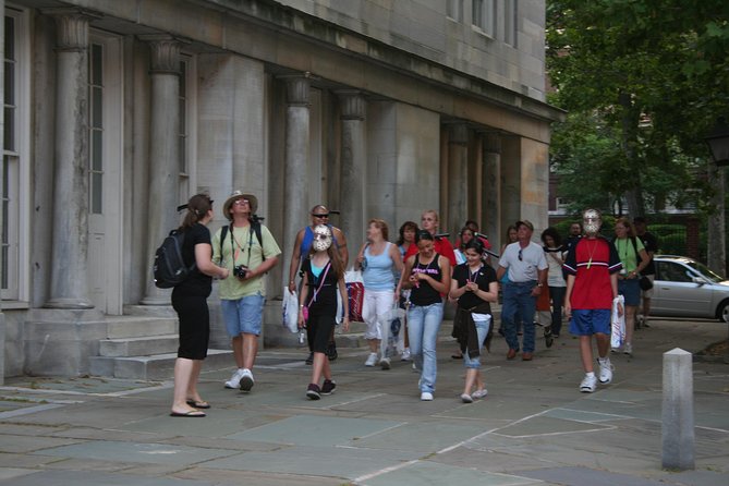 Haunted Philadelphia: Spirits of '76 Ghost Tour - Guides make or break the experience