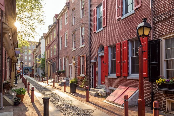 Historic Sites of Philadelphia Self-Guided Walking Audio Tour - Betsy Ross area: Washington, the flag story, and the audio that adds atmosphere