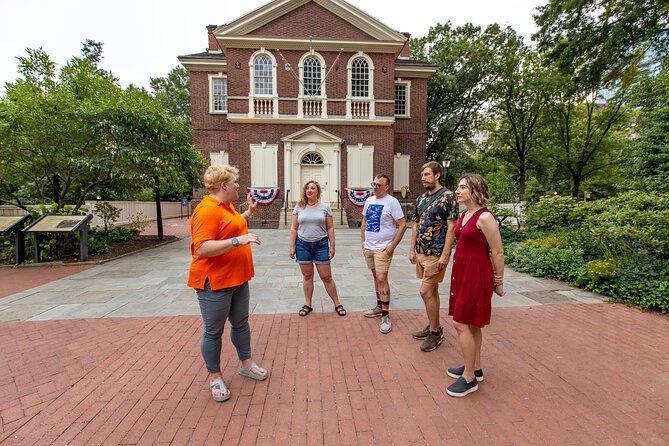 Independence Mall (Entrance to 2 Historic Sites) 2.5 Hour Walking - Your Start: 10:30 am at 239 Arch St