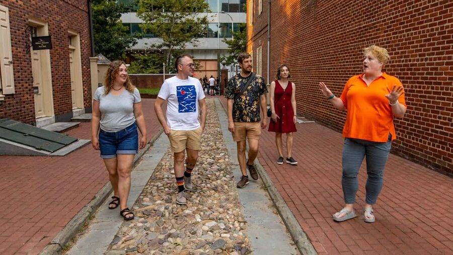 Independence Mall: Liberty Bell, Betsy Ross, Christ Church - The President’s House Site and Congress Hall: early politics, in walking distance