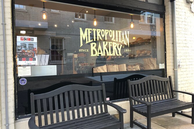 Locals' Favorites Food Tour - Guides Who Bring the City Into the Bites
