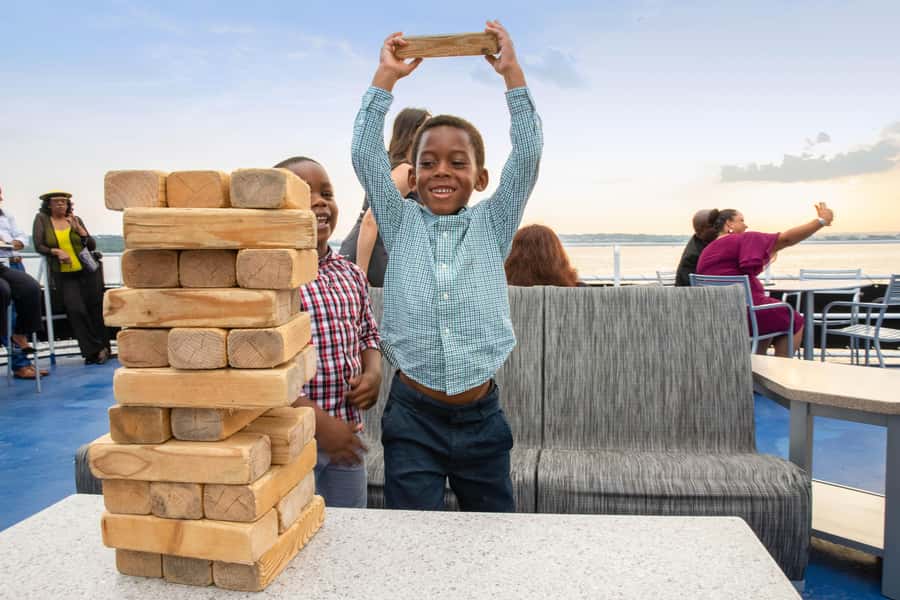 Philadelphia: Buffet Brunch, Lunch, or Dinner Cruise - Price and value: $68 for a cruise plus a full meal