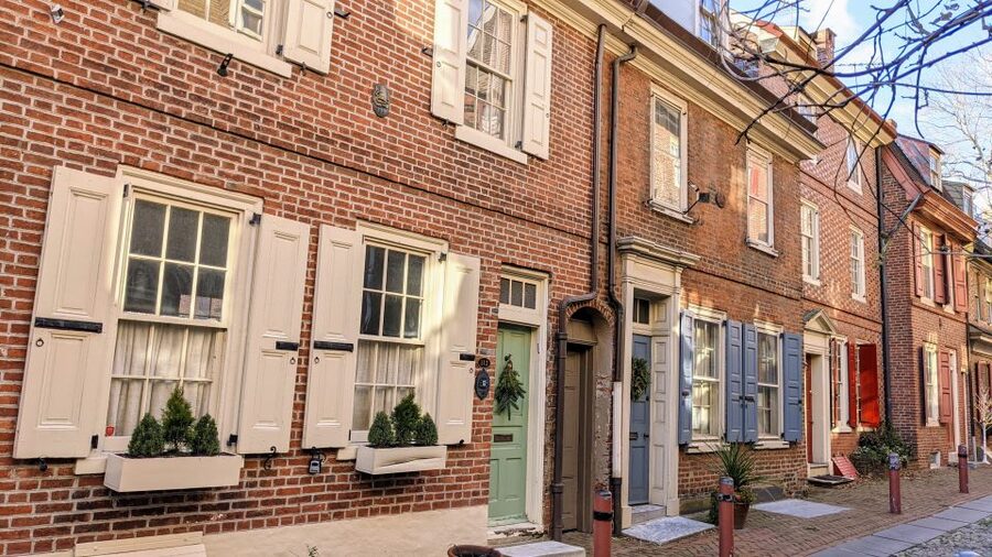 Philadelphia: Colonial Philadelphia Walking Tour - The Guide Experience: Architect-Historian Storytelling That Stays Practical
