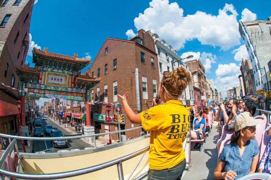 Philadelphia: Double-Decker Sightseeing Bus Tour - Getting On at 6th and Market: Your Philly Starting Line