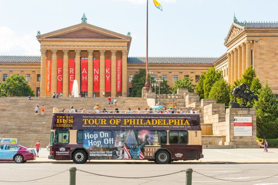 Philadelphia: Double-Decker Sightseeing Bus Tour - Independence Visitor Center and Independence Hall Area: Founding Fathers on Easy Mode