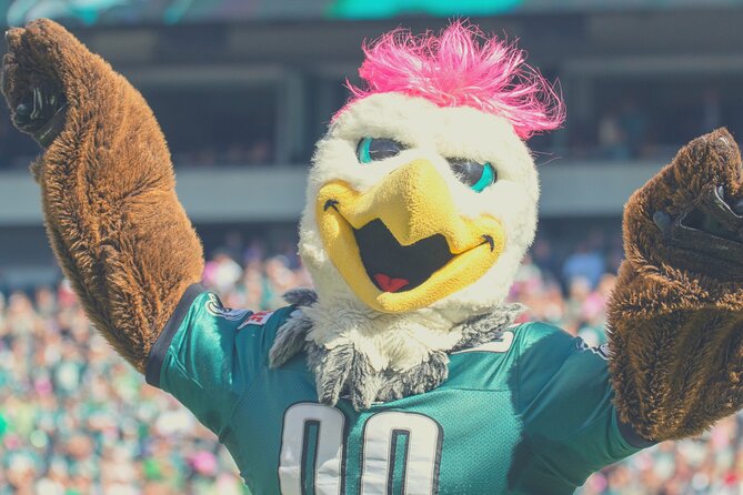 Philadelphia Eagles Football Game at Lincoln Financial Field - Tailgating, Fan Activities, and Eagles Merch Without the Guesswork