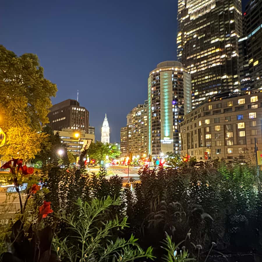 Philadelphia Evening Electric Cart Tour - Center City Big Hits: City Hall, Love Park, and the View-Heavy Drive