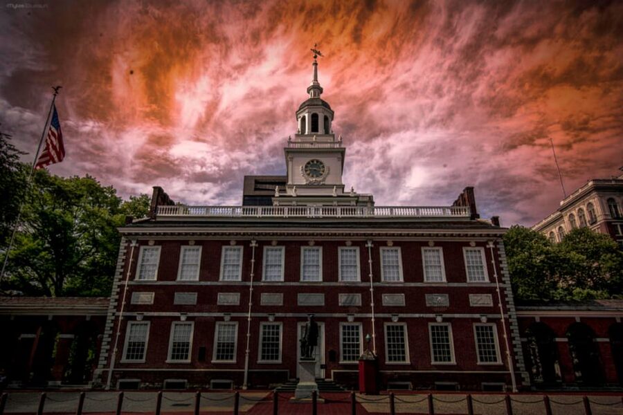 Philadelphia: Grim, Dark, and Twisted History Tour - Why a grim twilight walk beats a daytime “greatest hits”