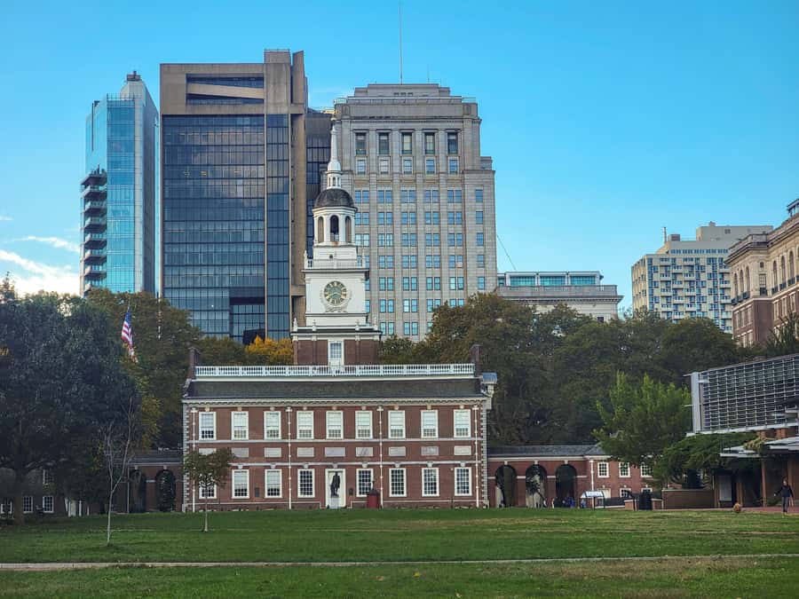 Philadelphia: Guided Walking Tour of Historic District! - A 90-Minute Foot Sprint Through Philly’s Historic District