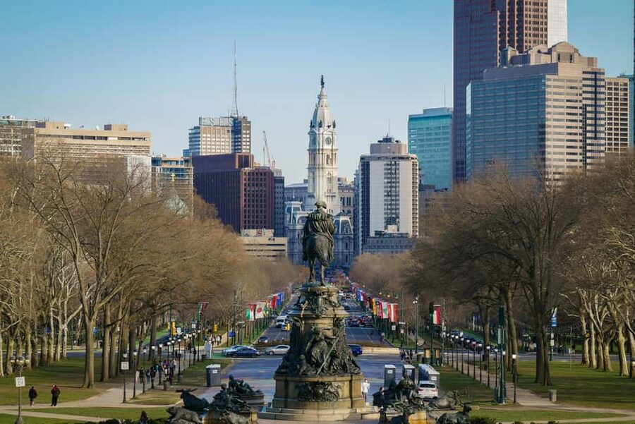 Philadelphia: Highlights, History, Food & Pop Culture - Founding Fathers Stories: Walking Through the American Revolution