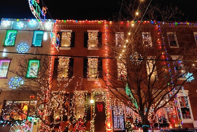 Philadelphia Holiday Lights Private 2.5 Hour Driving Tour - Why This Tour Works in Philadelphia During the Holidays