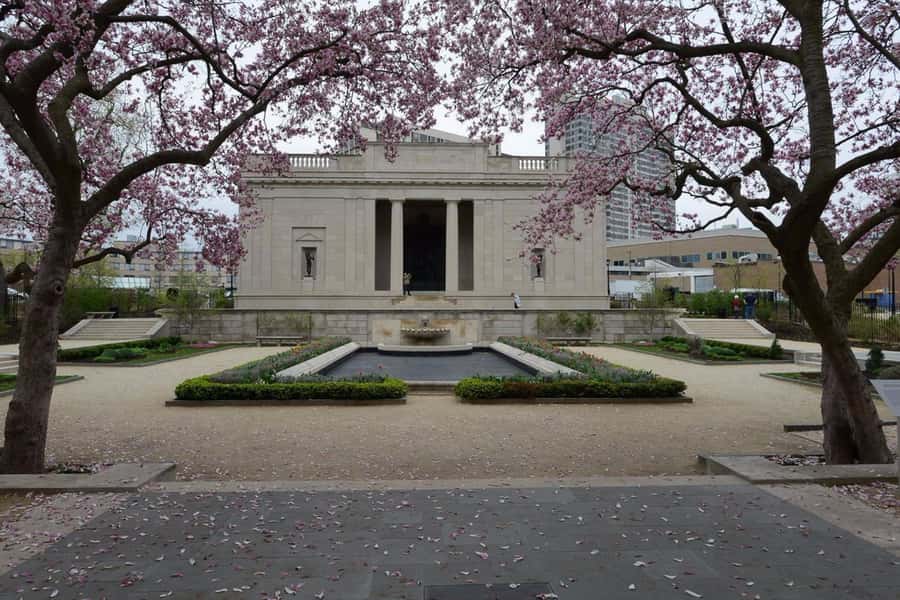 Philadelphia Museum of Art and The Rodin Museum - Modern and contemporary stop: Picasso’s Three Musicians