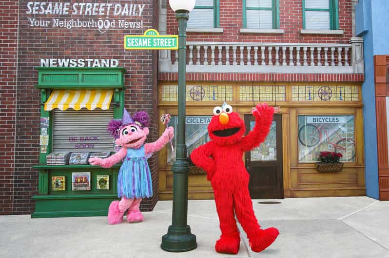 Philadelphia: Official Sesame Place Entry Ticket - Splash-day reality: 9 water attractions and what to bring