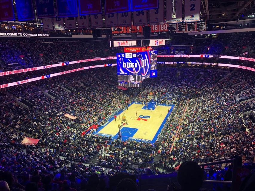 Philadelphia: Philadelphia 76ers Basketball Game Ticket - Stadium amenities: concessions and matchday activations (with no cash)