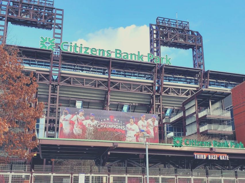 Philadelphia: Philadelphia Phillies Baseball Game Ticket - The 3-Hour Phillies Experience: What to Do Before and During the Game