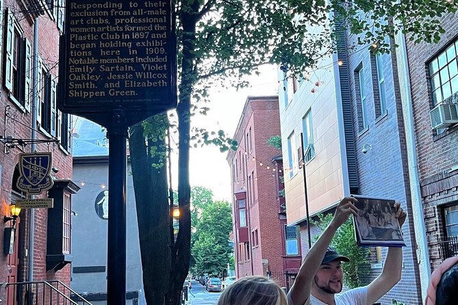 Philly Gayborhood and LGBTQ History Walking Tour - A 90-minute Gayborhood walk you can plan around