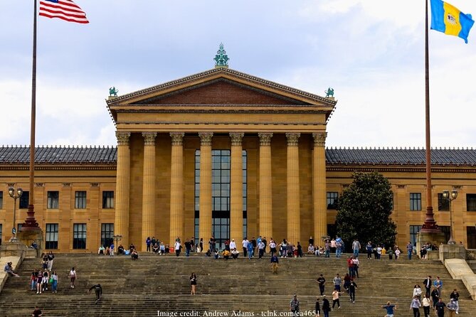 Private 4h Driving Tour Exploring The Best of Philadelphia - Benjamin Franklin Parkway and the Rocky Steps in one smooth run