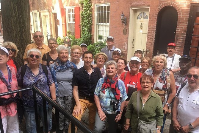 Private Philadelphia French/English Historical and Architectural Walking Tour - How the guide keeps it personal and not cookie-cutter