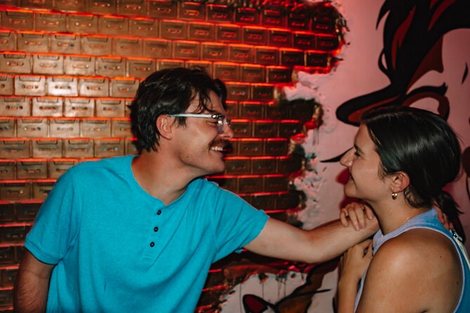 Secret Bars and Favorite Spots Walking Tour in Philadelphia - The main stretch: 4–5 bar stops in one flowing route