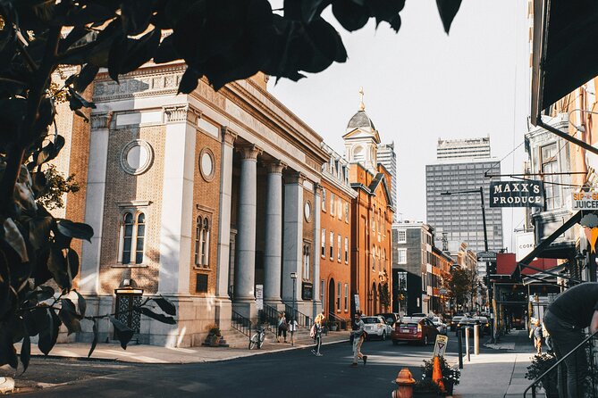 Self-Guided Philadelphia Scavenger Hunt: People Who Made America - Competition, group size, and why the 10-participant cap matters
