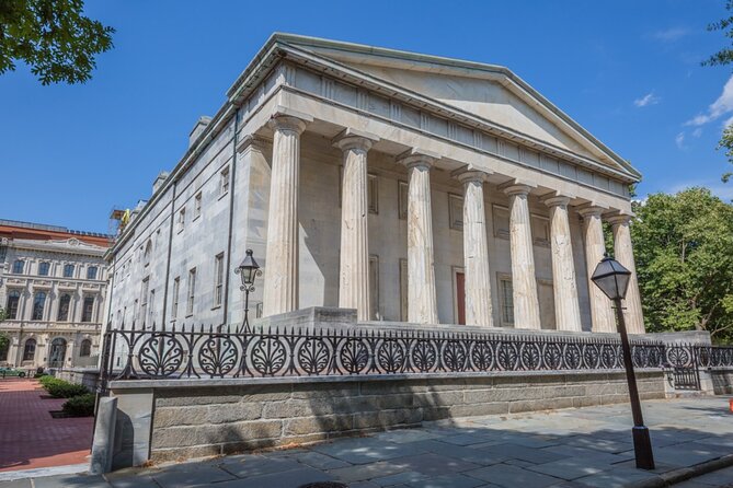 Solve the Case: Self-Guided Mystery Puzzle Walk in Philadelphia - Christ Church and Franklin’s burial ground: turn monuments into questions