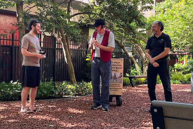 The Great Comedy Magic Walking Tour - The guide matters: Rob, Bob, and the value of a friendly host
