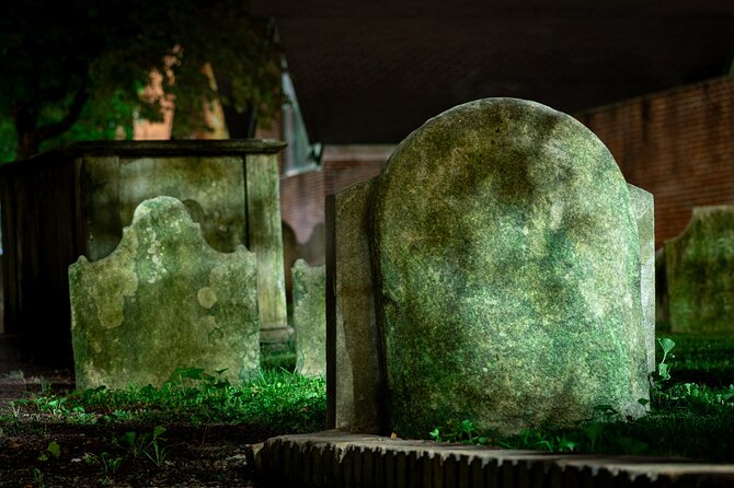 The Phantom Penance of Philadelphia Ghost Tour - Stop 5: First Bank of the United States and finance with fright