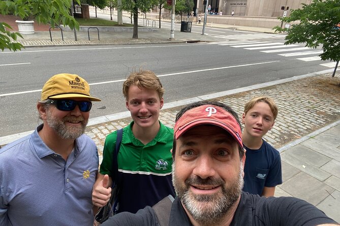 Walking Tour of Historic Philadelphia - Christ Church and Elfreth’s Alley: famous landmarks plus everyday longevity